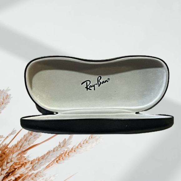 Ray-Ban Classic Black and White Eyewear Case - Picture 1 of 6